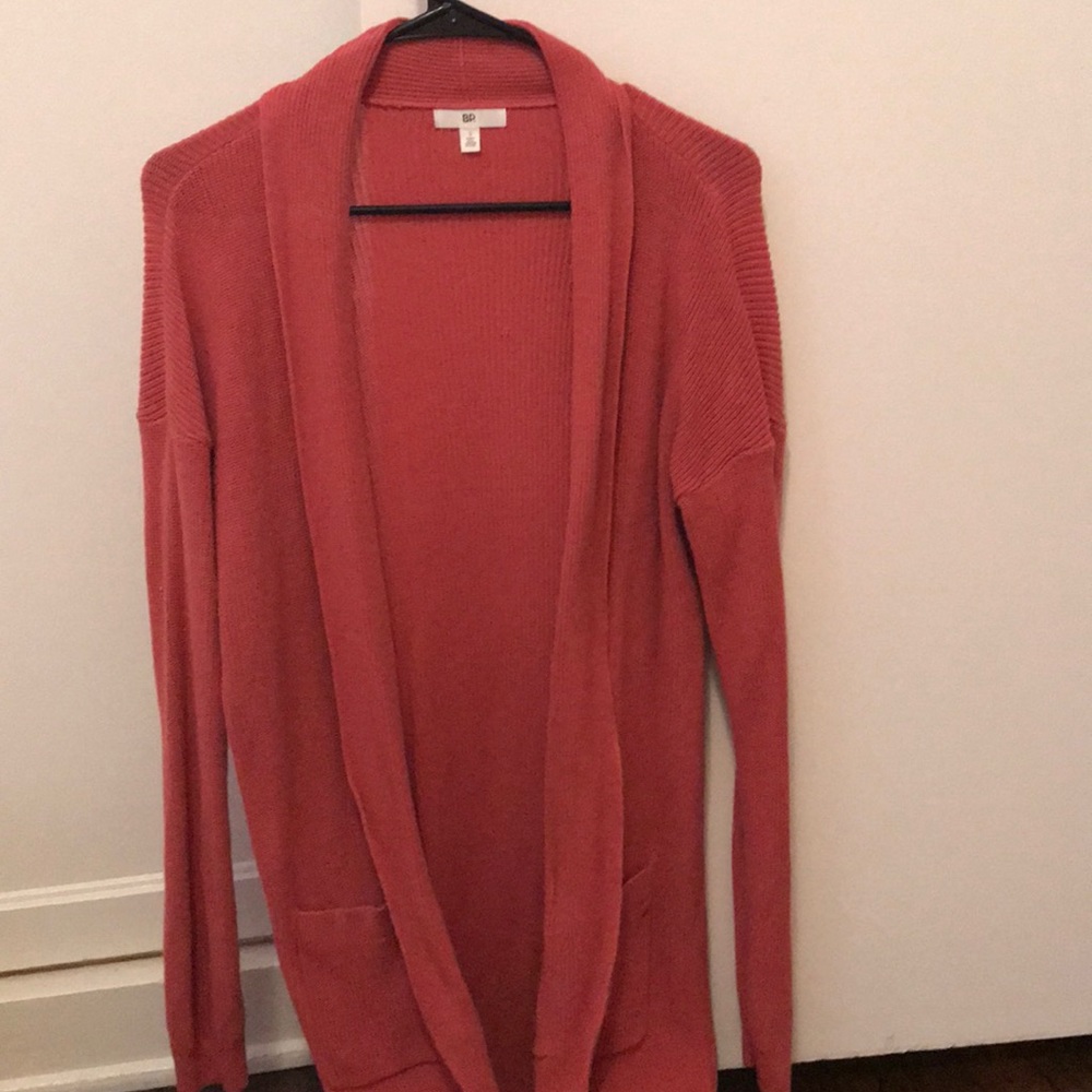 Dark pink cardigan with pockets size small